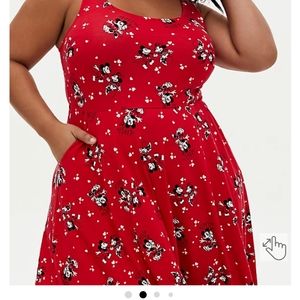 Mickey and minnie dress. Worn once. Size 6. Euc